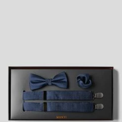 Monti Fliege, Einstecktuch Und Hosenträger Im Set - Marineblau -Wilvorst Geschäft 74s3ghia9d9j6eaf995lcdibacskejaa610k6hph9orkmgqa8h336ca48sq42hpp98p4ee2e6cr52cic853m2oph64rj0e316cr66opk6cq32o9i75i38ob4c4p6adpjcgq3aco