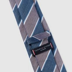 Tommy Hilfiger Seidenkrawatte Mit Streifenmuster - Rot -Wilvorst Geschäft 7563ei1g9ksk8lhm8kr42dqd6p0jgchp7563ili869a38la46l0jac236p354l2dah8kggi5a92kojil9p3m2o9k61hj6cr66spj6opkc8q6co9o6phjidhg6pi3cc1kc4o3gdg