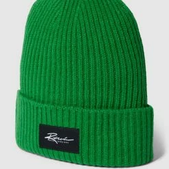 REVIEW Beanie Mit Label-Patch - Gras Grün
